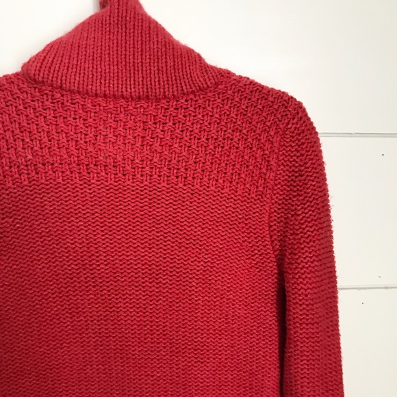 American Eagle Red Cardigan - Picture 7 of 7